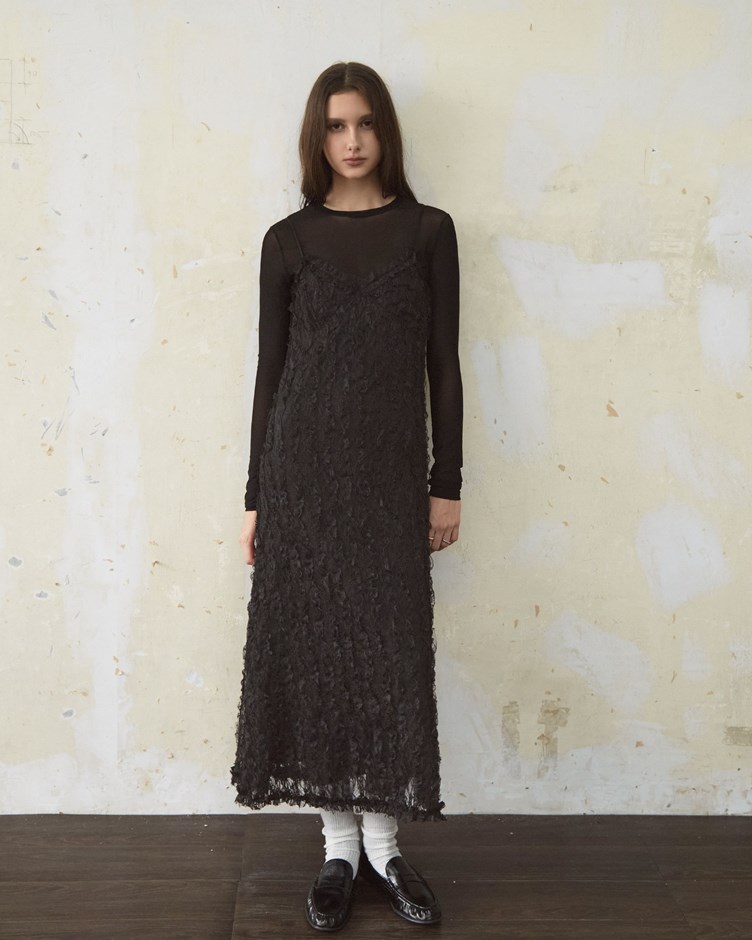 細肩帶荷葉蕾絲洋裝