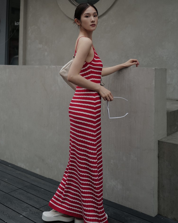 削肩涼針織長洋裝