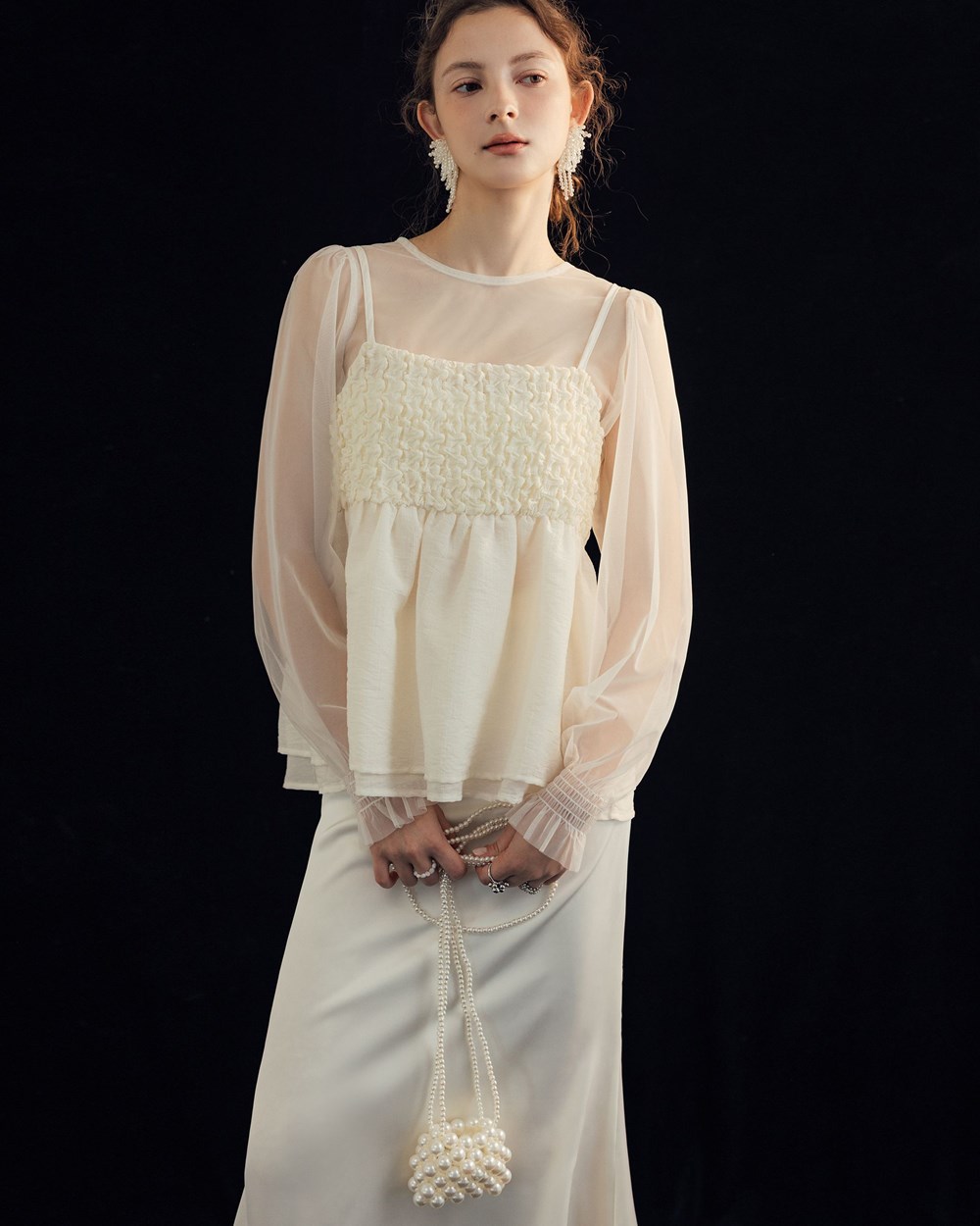 珍珠皺褶層次拼接背心