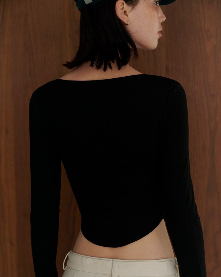 柔彈莫代爾圓弧修身上衣(金針菇&黃大謙聯名款)