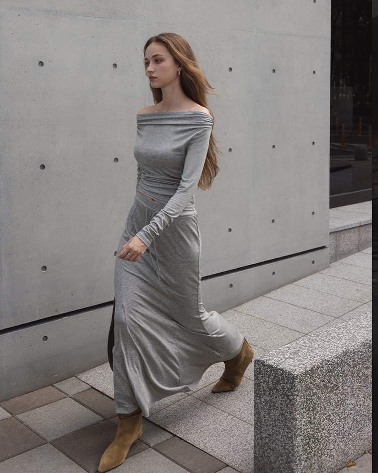 天絲垂墜領長袖上衣