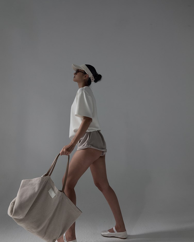 The Weekender Linen Tote