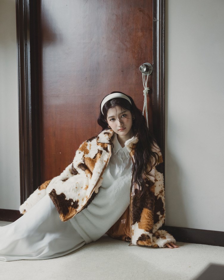 澎澎毛絨感大衣外套