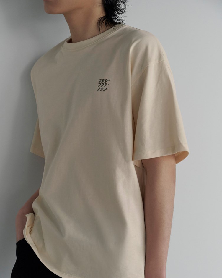 品牌經典圓領短袖TEE