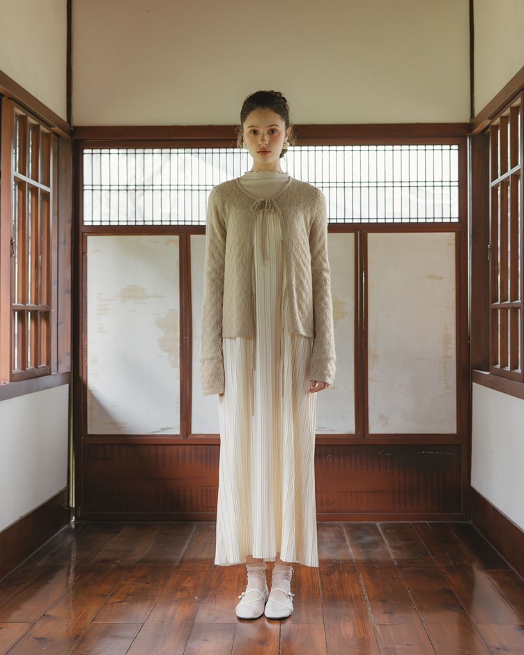 簍空馬海毛綁帶針織上衣