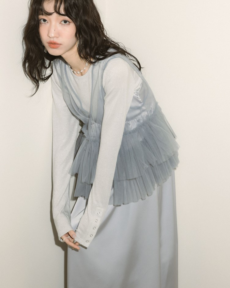 銀蔥側抓皺袖壓釦上衣