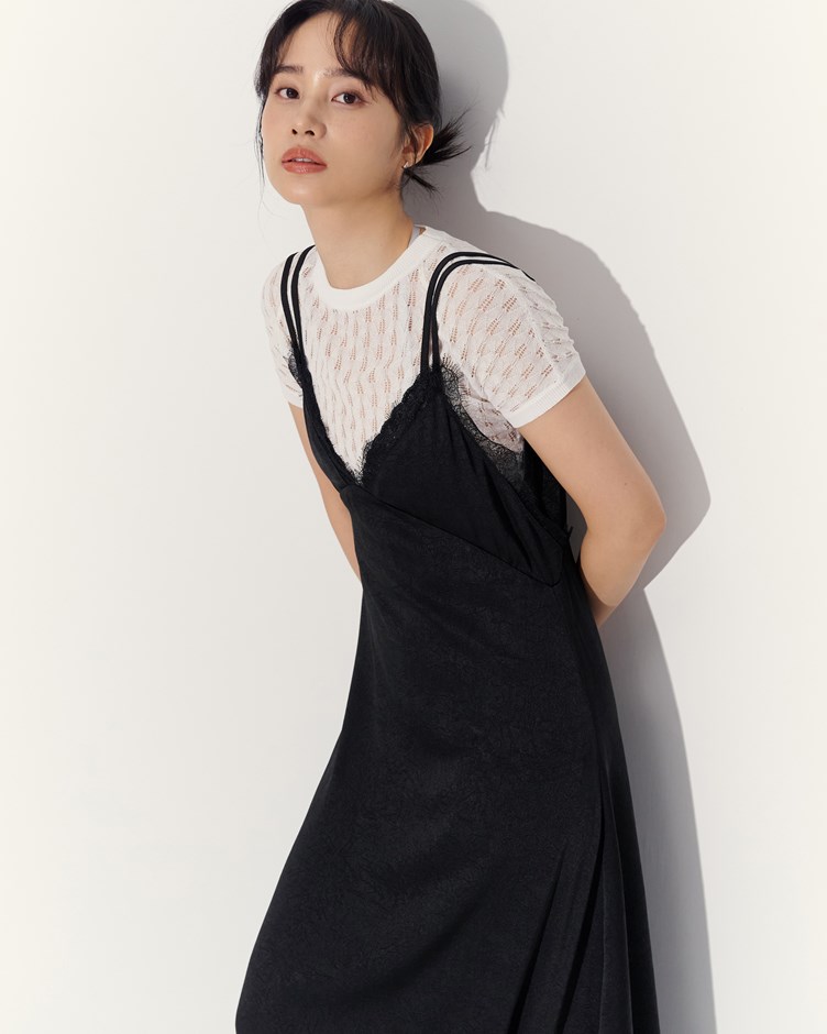 蕾絲層次美背洋裝