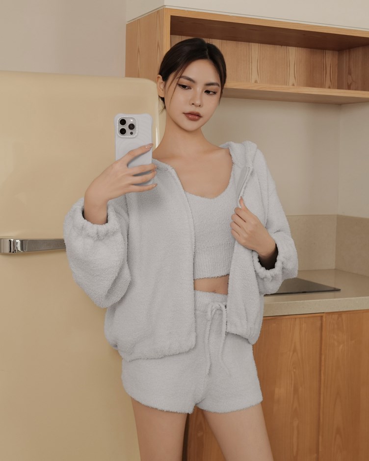 FLUFFY連帽拉鍊外套