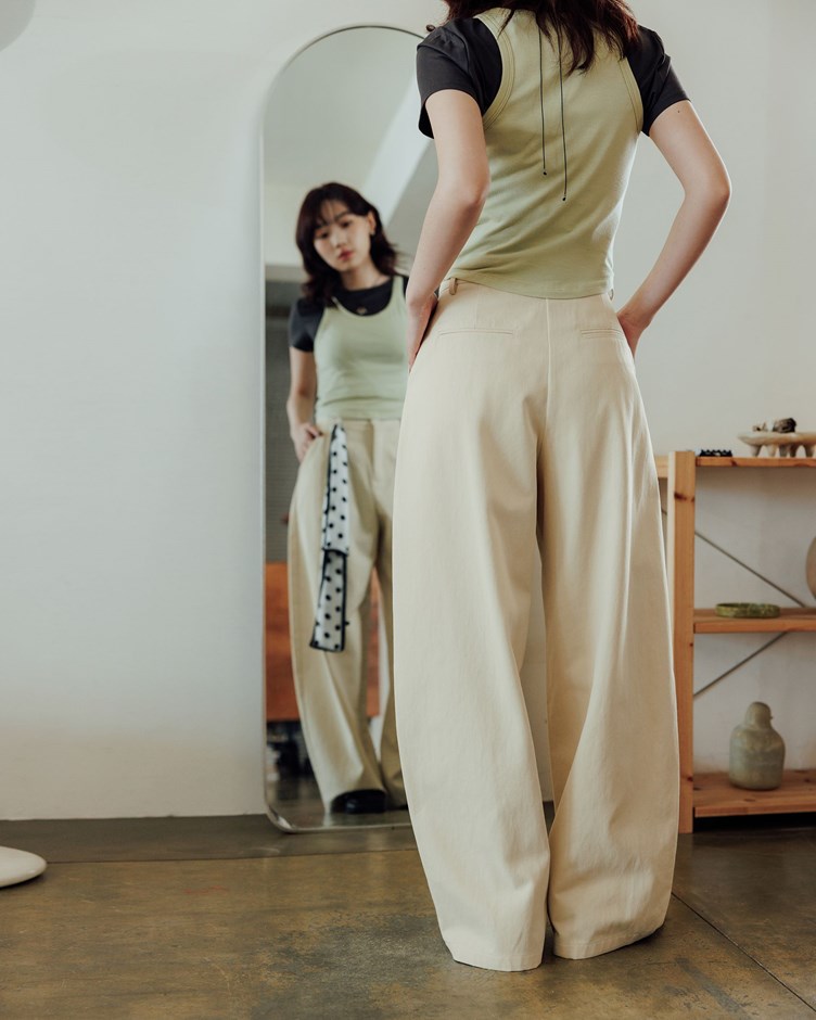 前打褶彎刀長褲