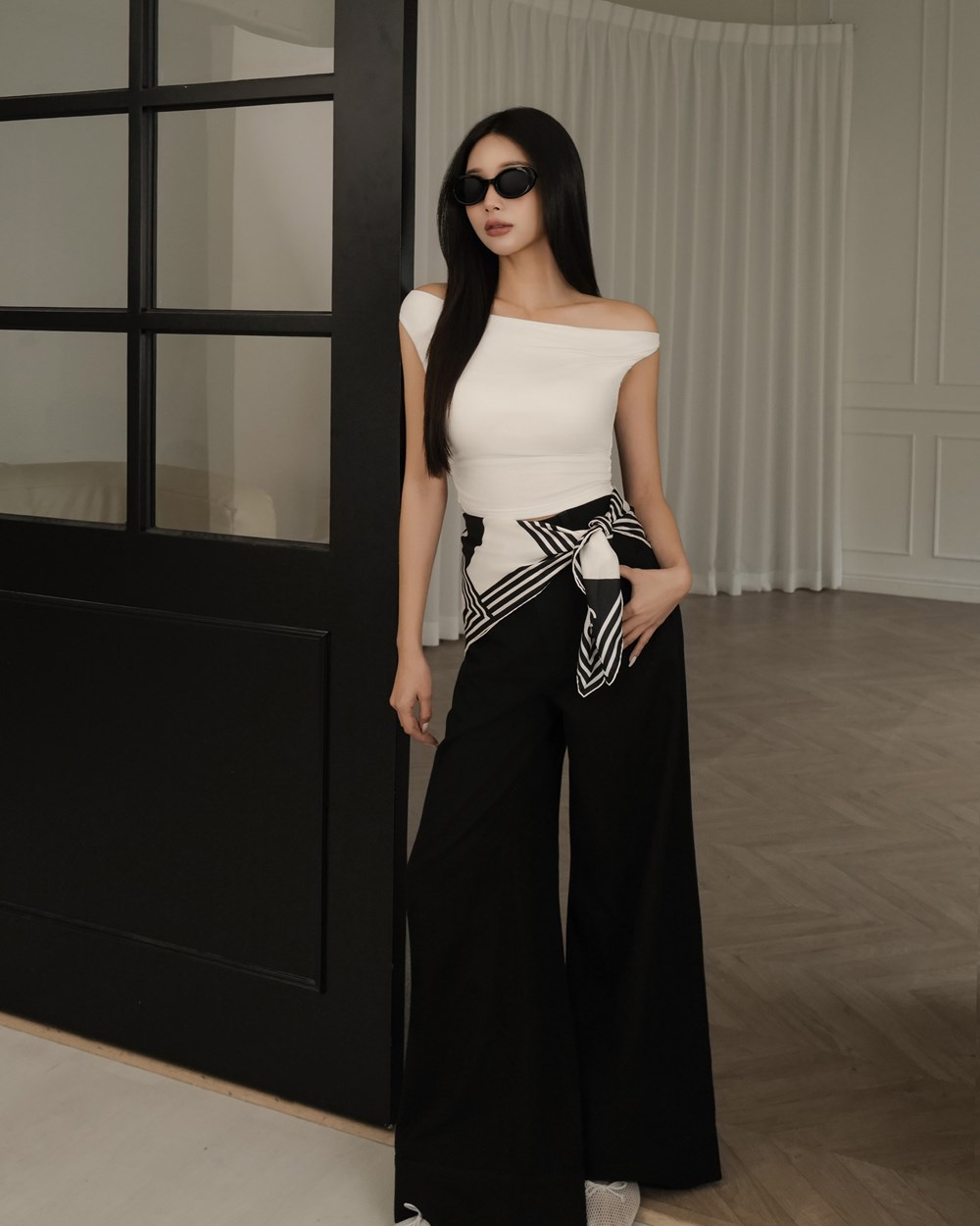 一字領抓皺BRATEE