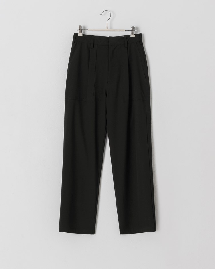 打褶貼袋錐形西裝褲