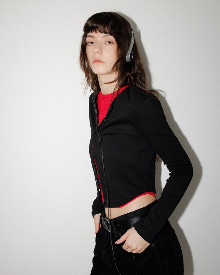 水柔棉圓弧修身排釦小外套