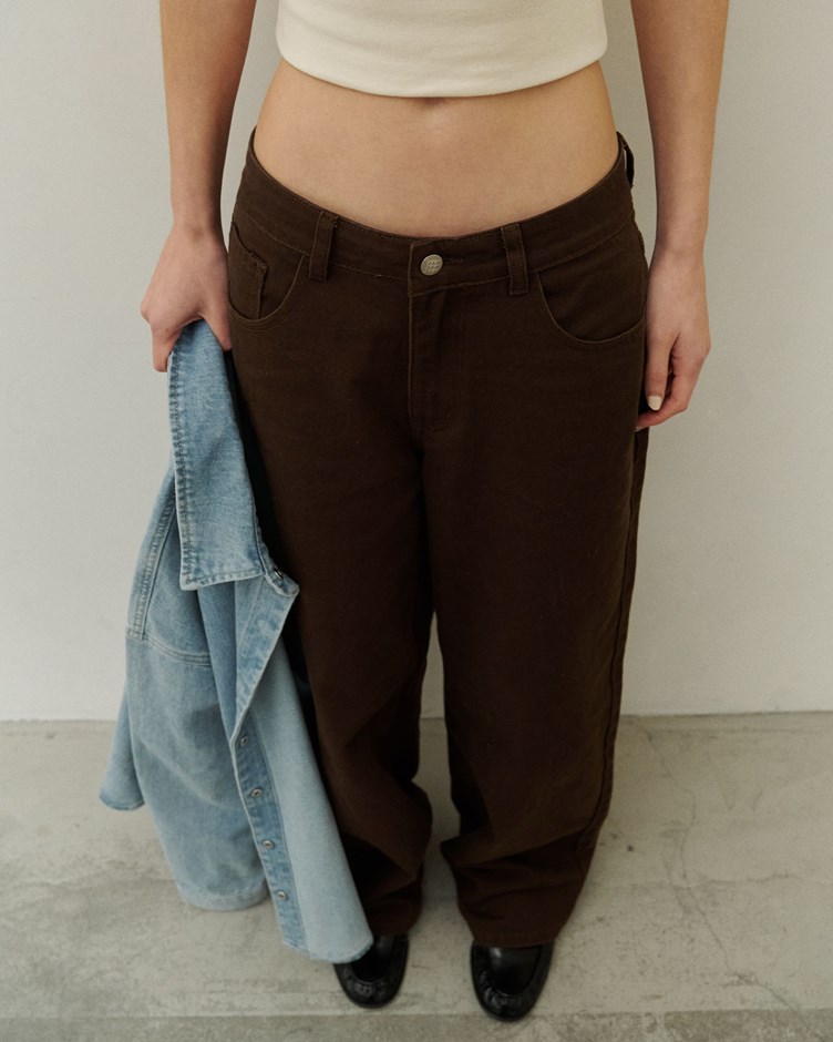 水洗霧感斜紋牛仔寬褲