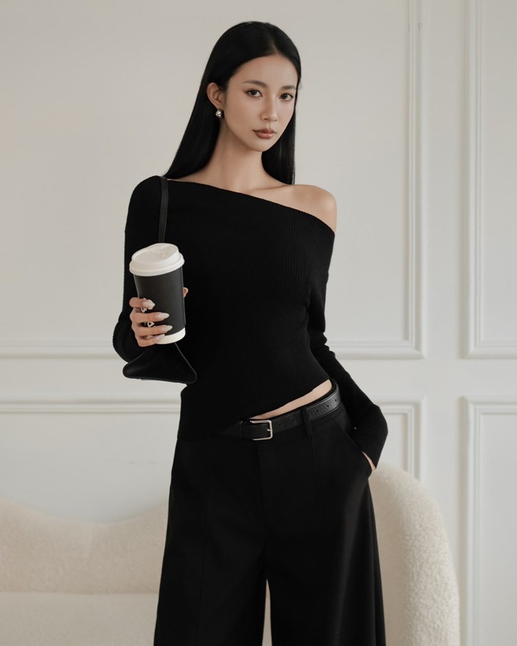 斜肩針織長袖上衣