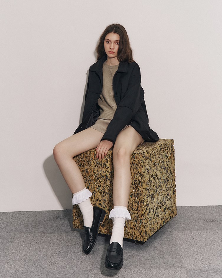 質感麂皮排釦外套(ME.)