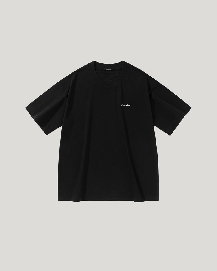 CC刺繡寬鬆短TEE