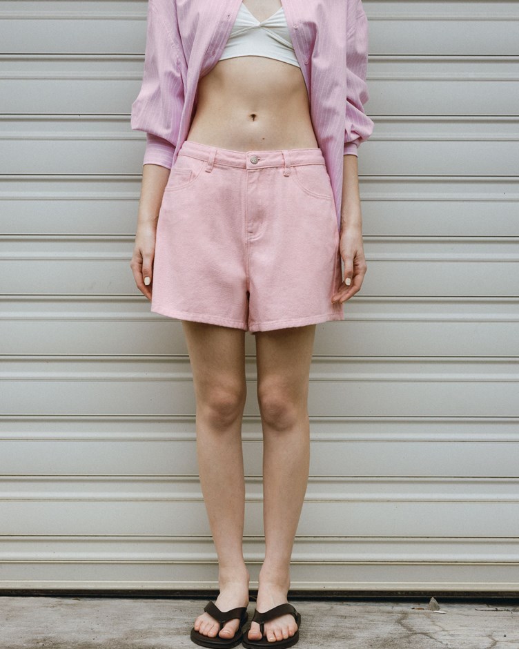 經典刷色顯瘦牛仔短褲