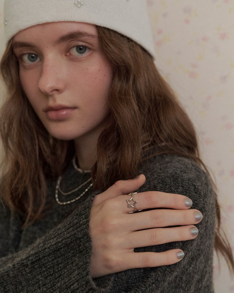 金屬簍空星星環形戒指