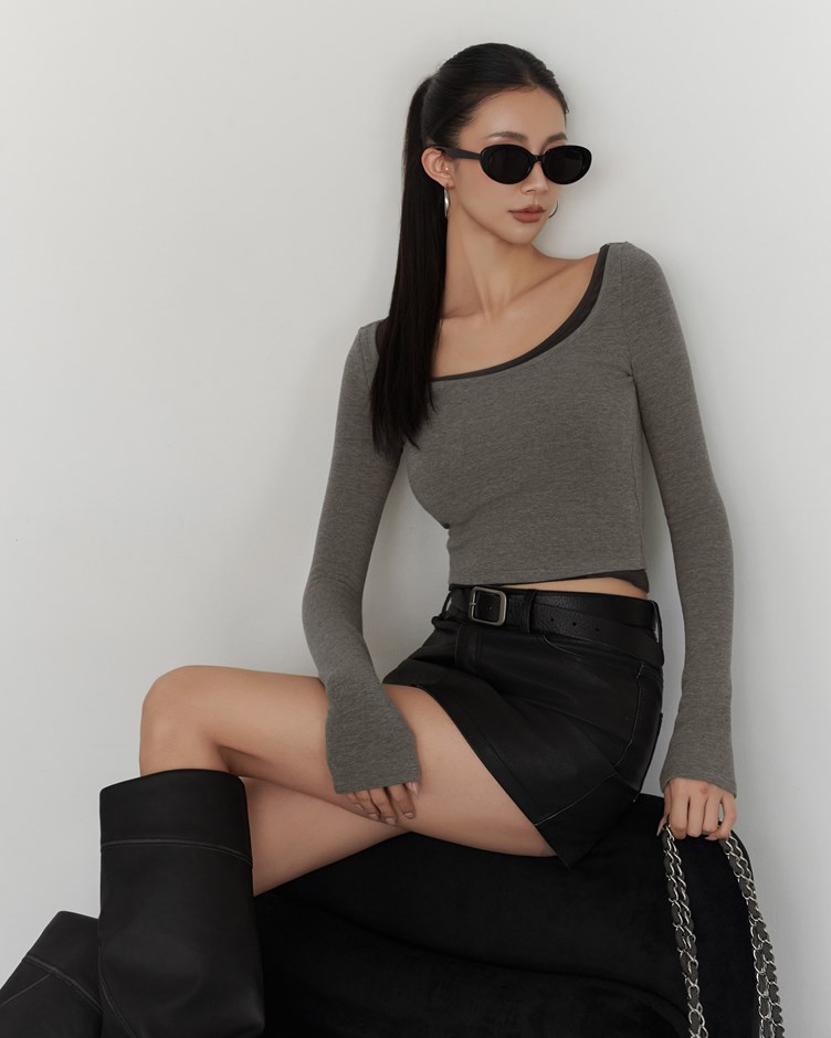 假兩件大U領棉質長袖