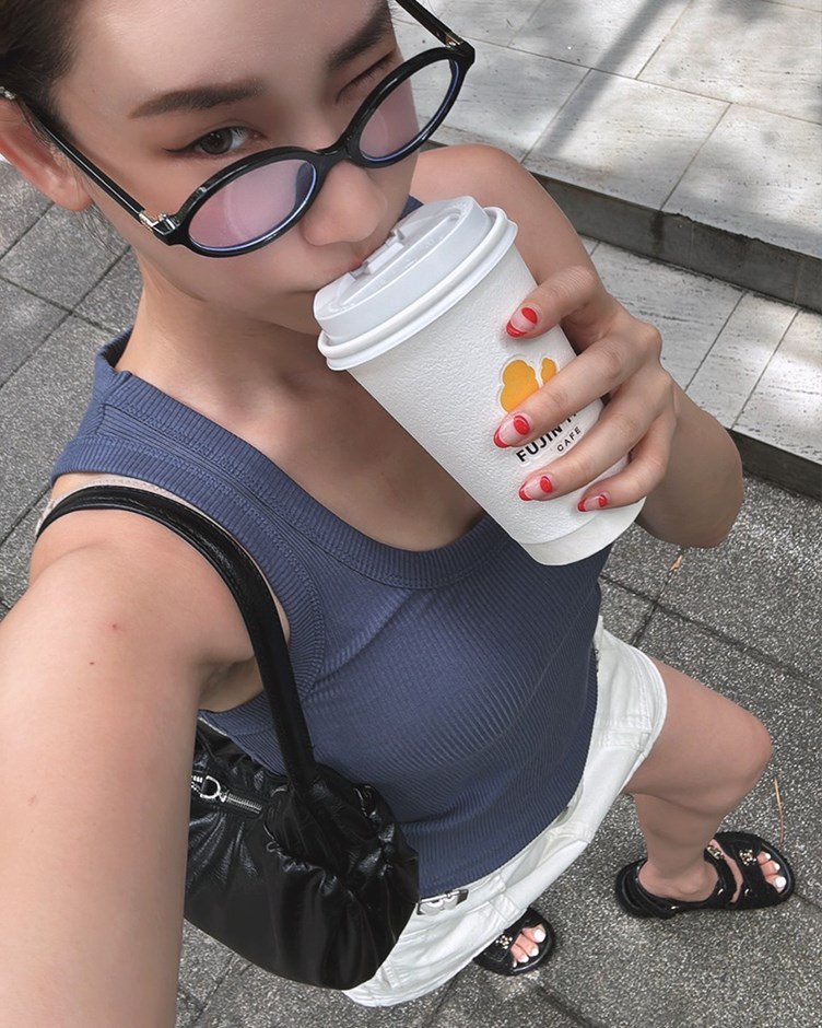 涼涼U領背心