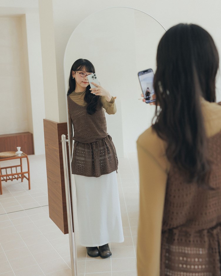 針織簍空V領背心(附外罩裙)