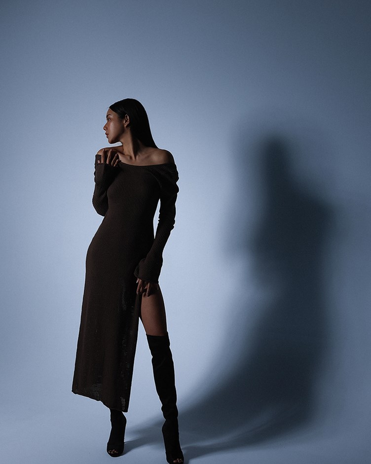 trumpet sleeve knitting dress