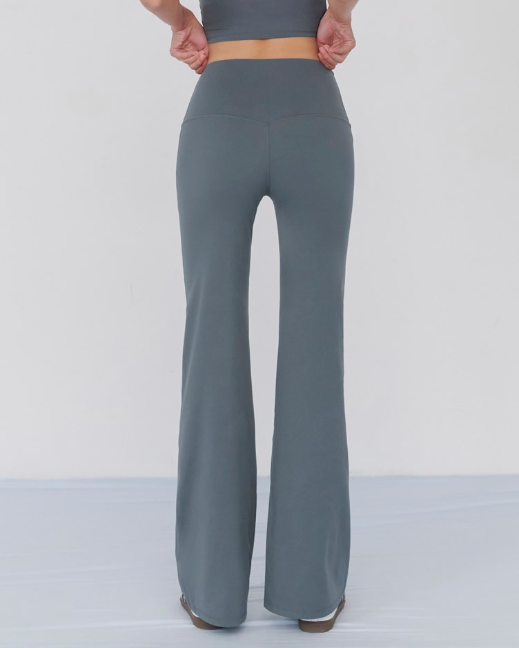 提提絨 – 比例升級長腿喇叭褲