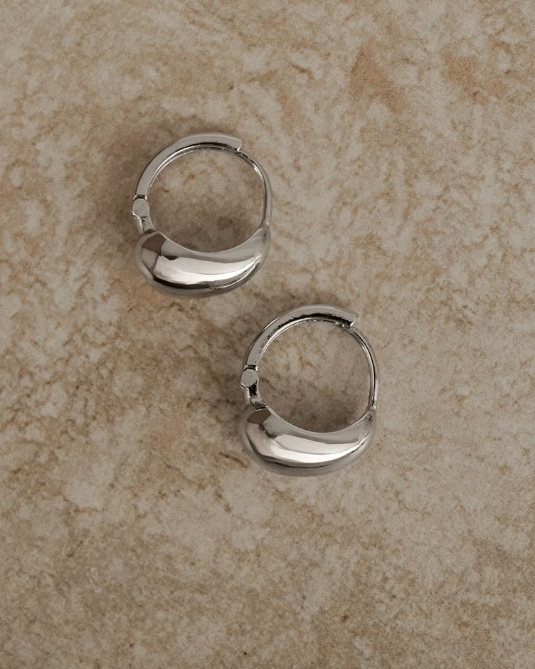 金屬水滴小耳圈