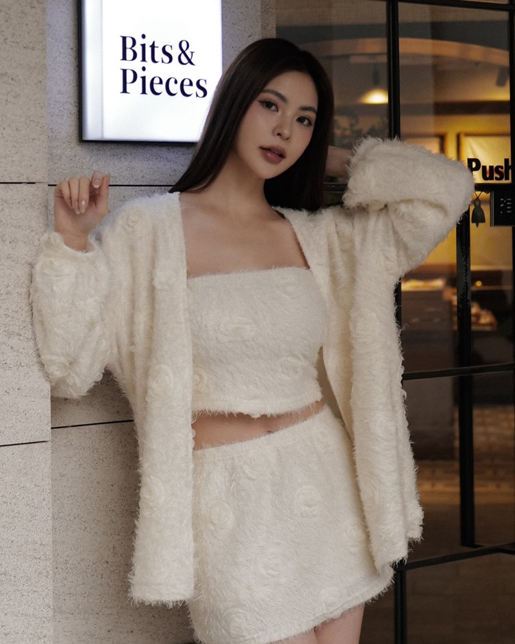 浪漫氣息玫瑰開襟外套