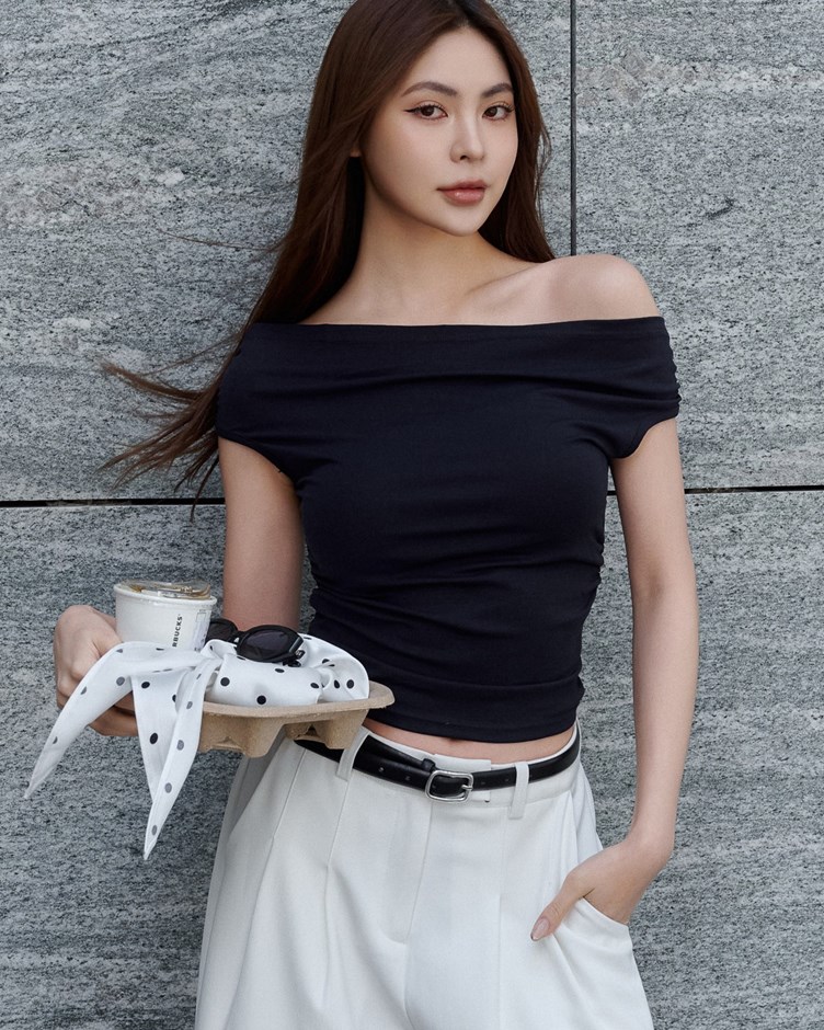 氣質抓皺垂領上衣