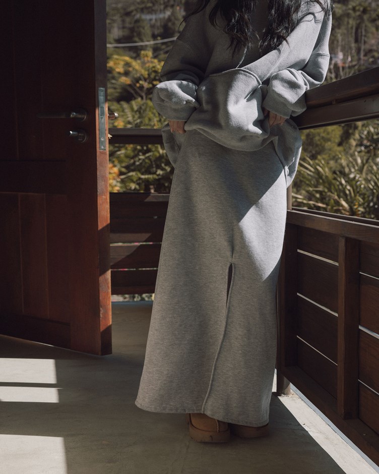 PROJECT.M 修身前開岔彈性長裙