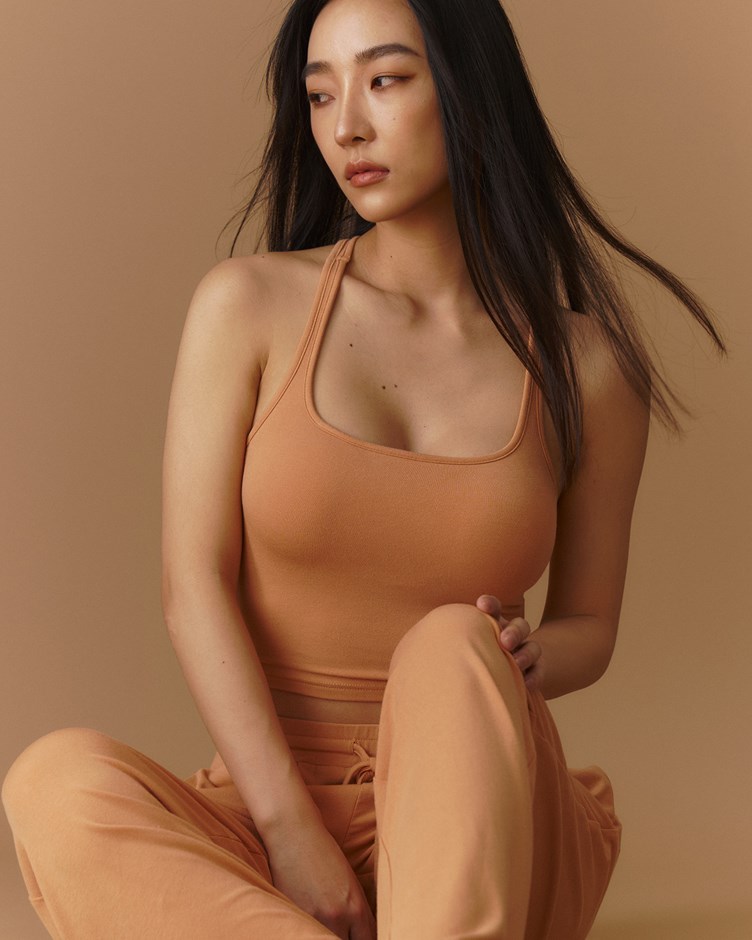 simple life hotter tank top