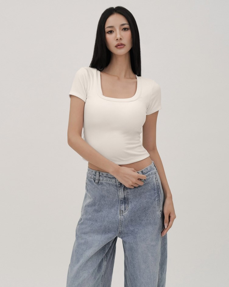 好身材方領BRATEE