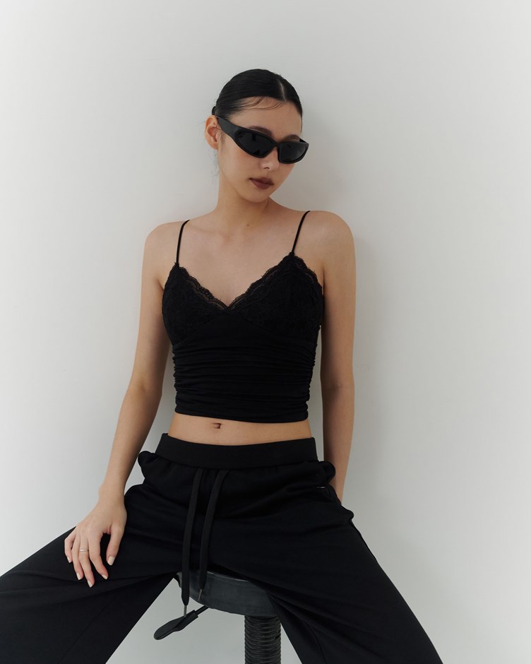V領蕾絲抓皺細肩BRA TOP
