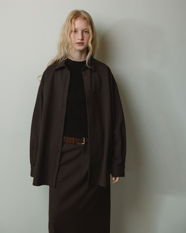 品牌LOGO刺繡雙打褶襯衫