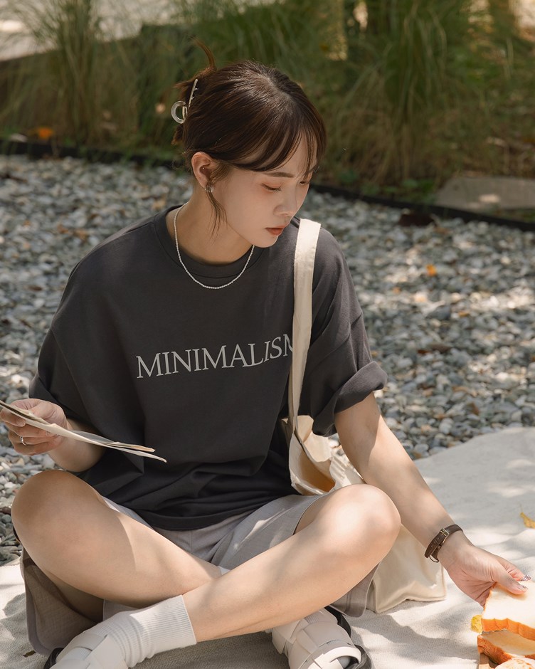 PROJECT.M 厚磅挺感標語長版上衣(UNISEX)
