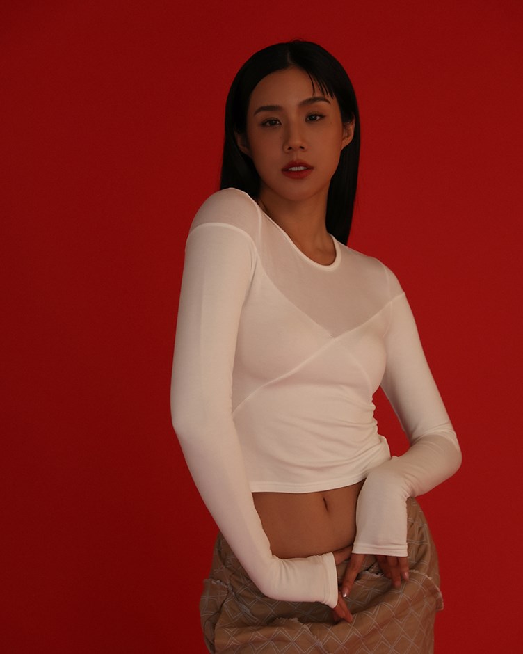 transparent modal top with tail