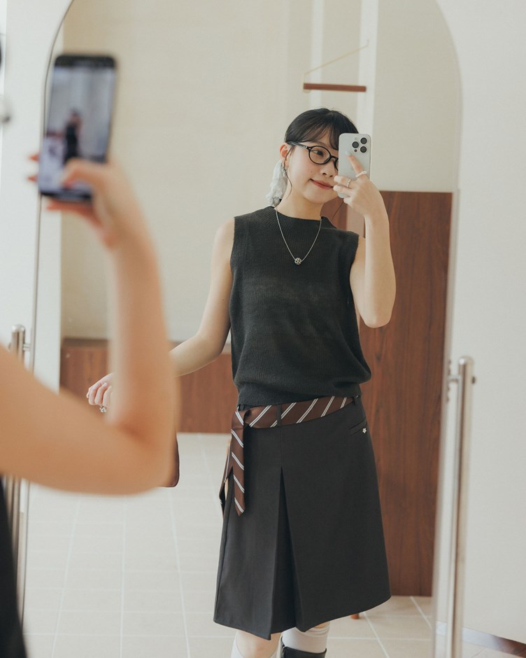 微透肌感小高領針織背心