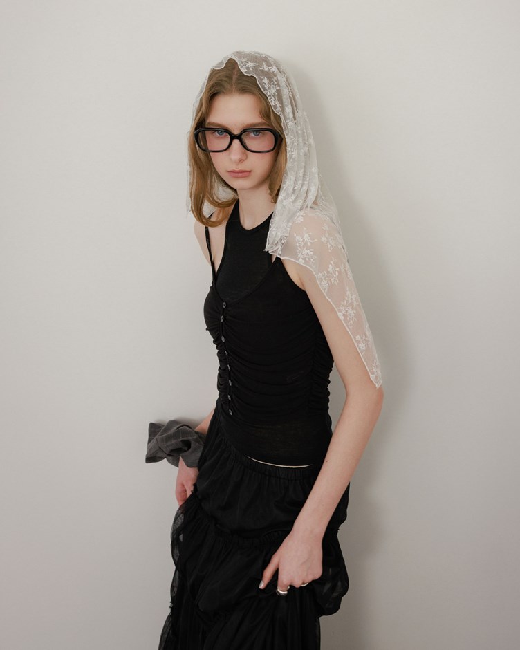 透肌網紗抓皺細肩背心