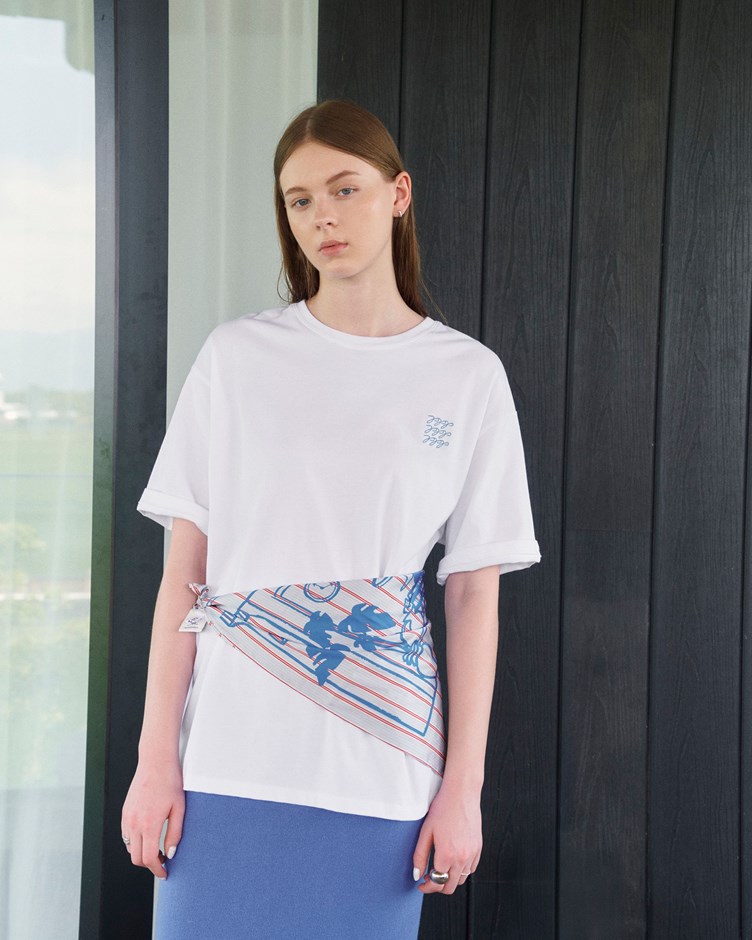 品牌LOGO立體刺繡寬鬆TEE