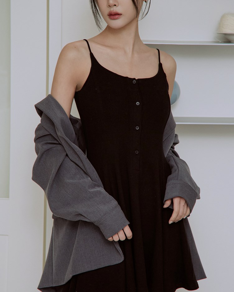 細肩排釦傘擺洋裝