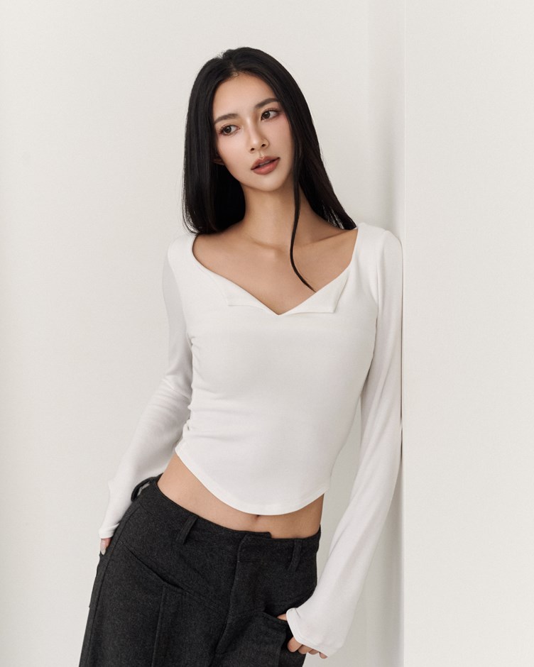 質感V領弧擺長袖上衣