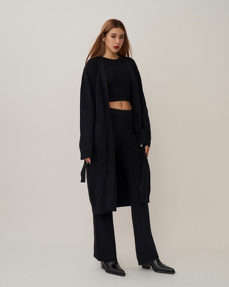 cozy hugging knit cover