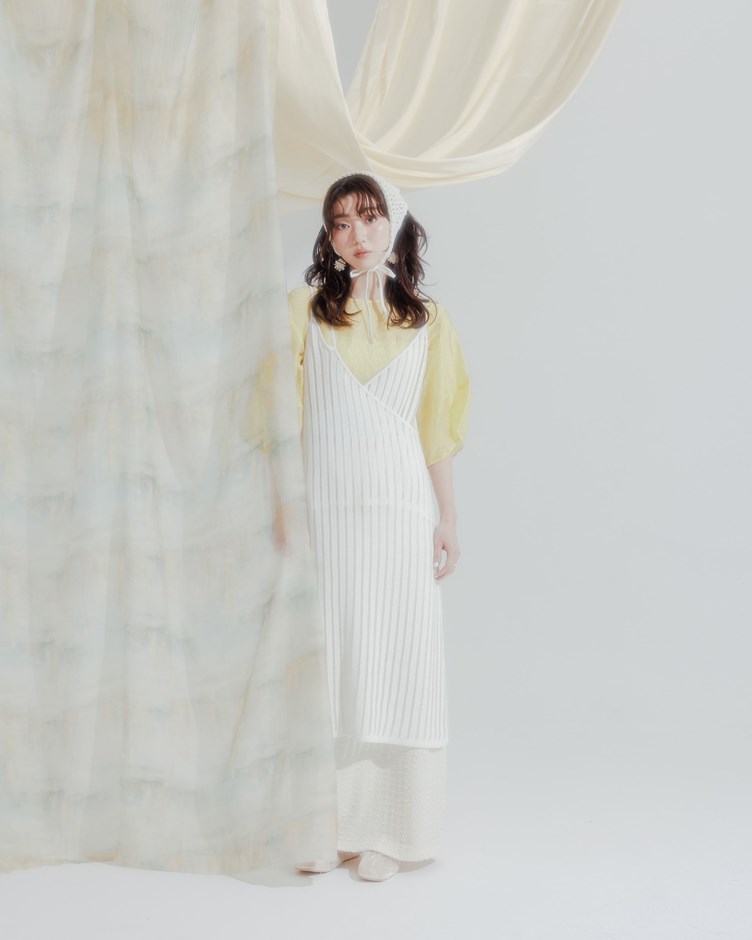 簍空針織吊帶洋裝