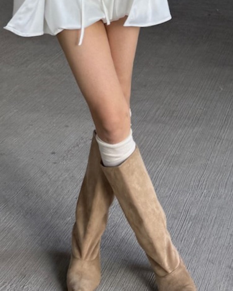 極簡設計低跟長靴(版型正常)