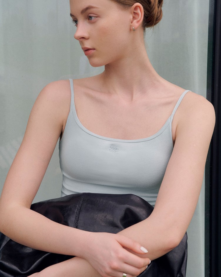 品牌LOGO極彈柔膚細肩BRA TOP