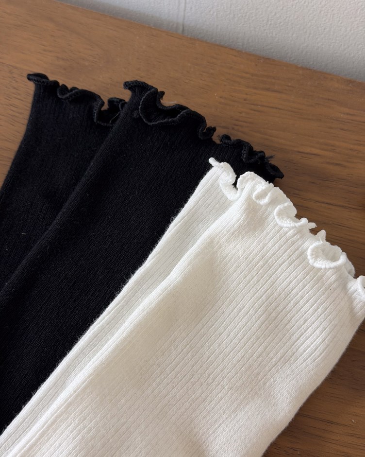 韓系微捲邊棉中筒襪