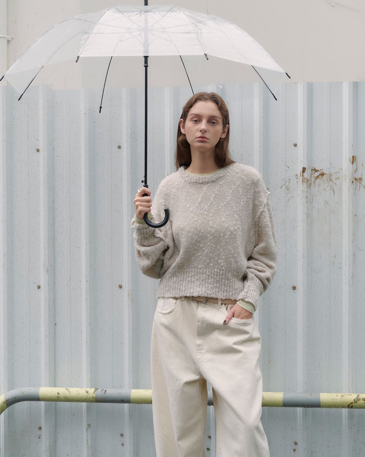 絨感珍珠紗粗針毛衣