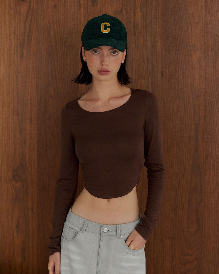 柔彈莫代爾圓弧修身上衣(金針菇&黃大謙聯名款)