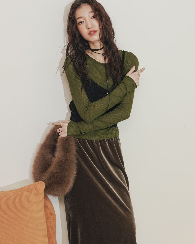 立體網紋側抓皺上衣